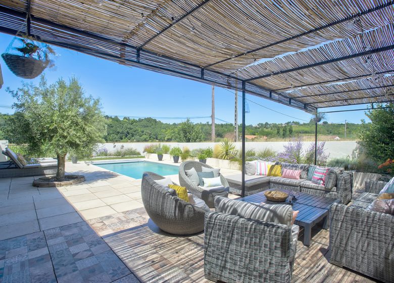 Terrasse & Piscine – Chant du coquelicot