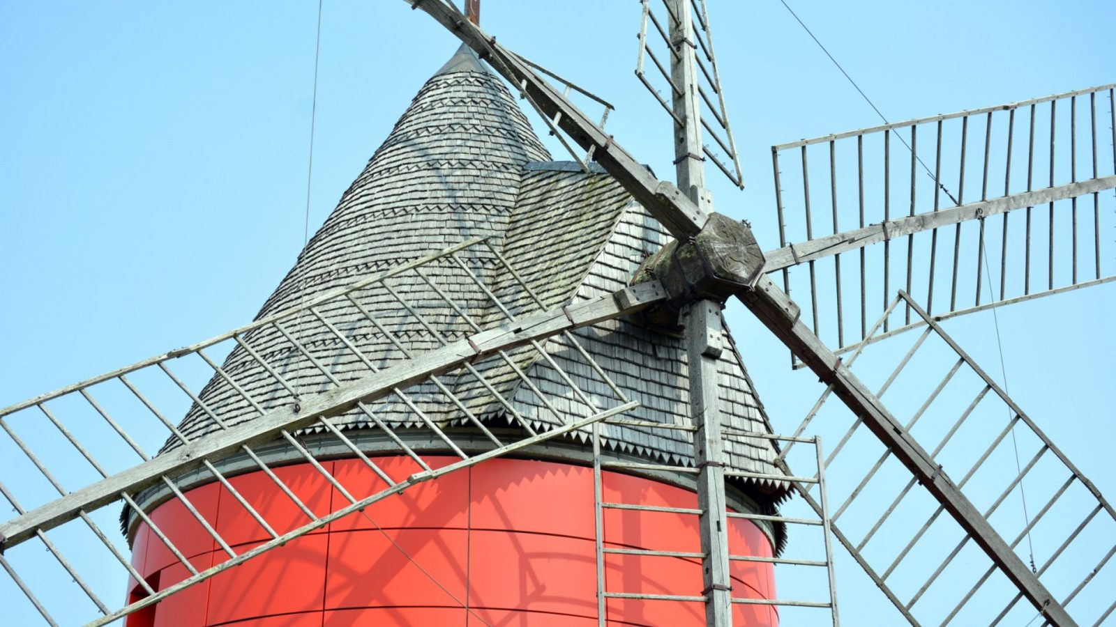 Le moulin de Nailloux, six ailes au vent - Lauragais Tourisme