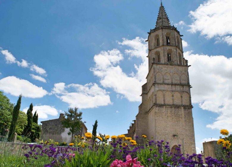 Avignonet Lauragais clocher fleurs © Luca Sorroche
