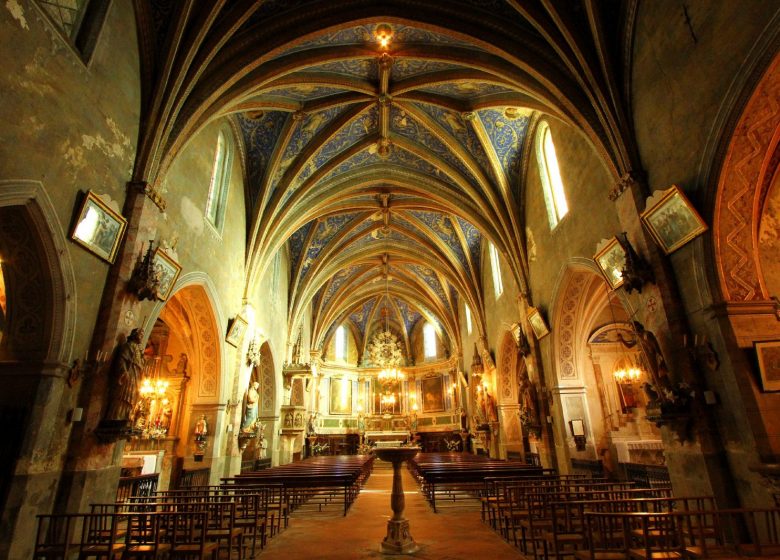 Eglise intérieur ⒸC.Deschamps